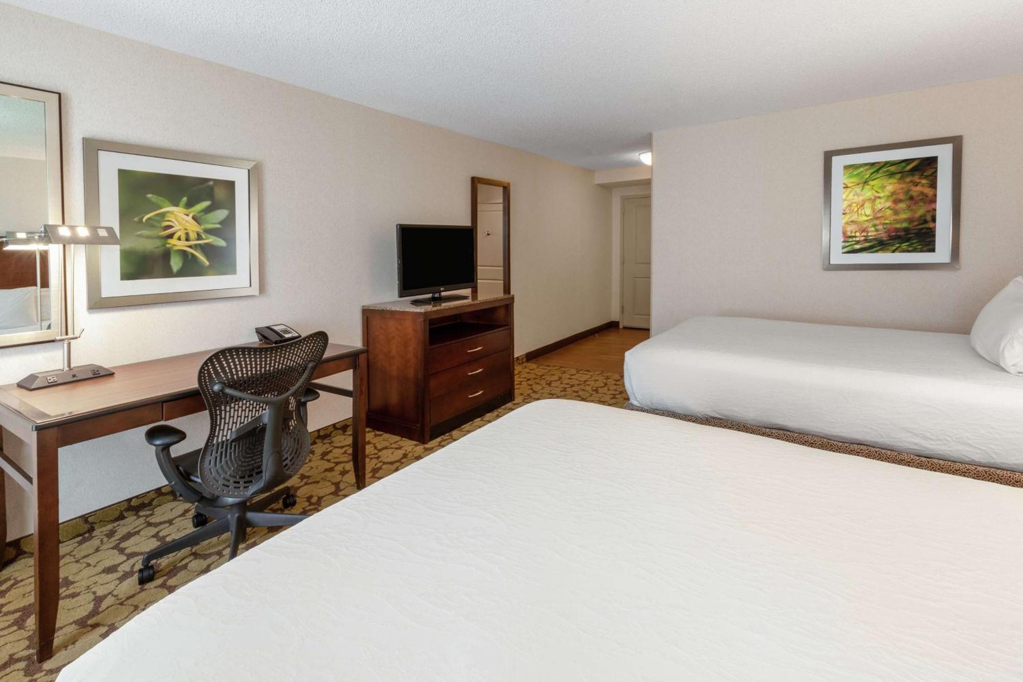 Hilton Garden Inn Pittsburgh University Place Exterior foto
